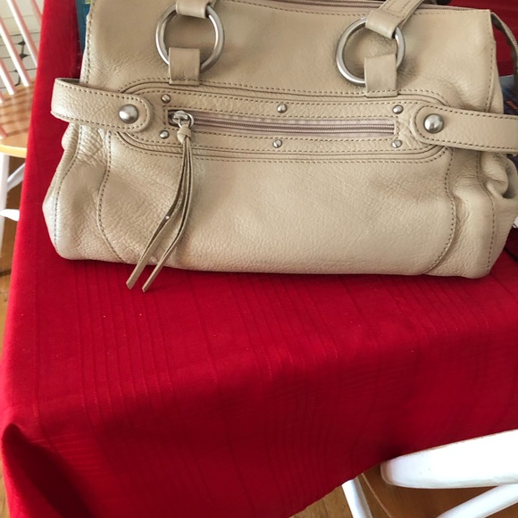 Stone Mountain 🏔️ Bone colored Leather vintage purse. Very good condition.🤩 - Picture 4 of 12